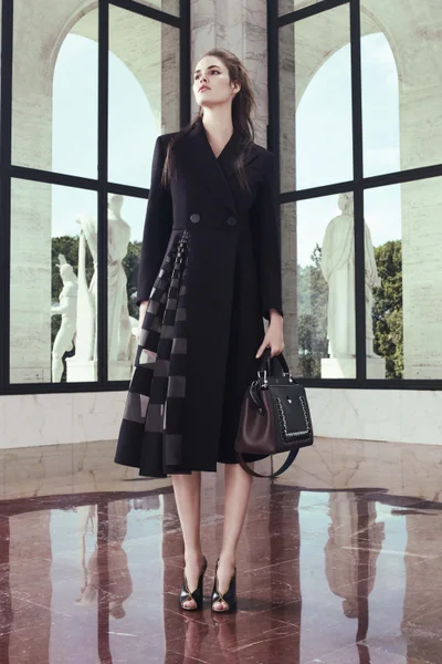 Look 10